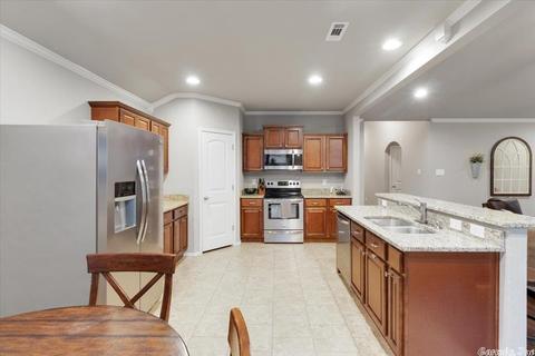 1102 Crossing Loop, Bryant, AR 72022 photo 9