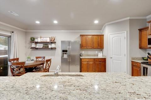 1102 Crossing Loop, Bryant, AR 72022 photo 8