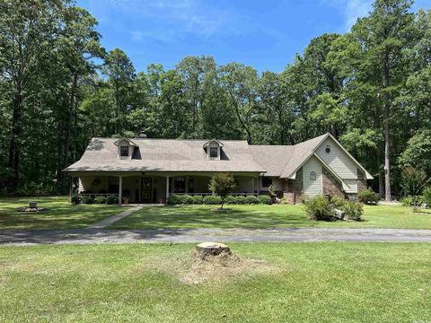 8511 Griggs Rd, Pine Bluff, AR 71603 photo 2