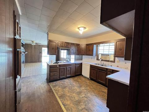 428 Dial Cir, Brinkley, AR 72021 photo 9