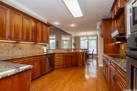 5721 Westminster Dr, Benton, AR 72019 photo 8