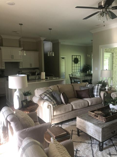 1437 Woolridge, Benton, AR 72019 photo 2