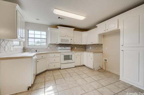 3 Graddy Loop, Vilonia, AR 72173 photo 9