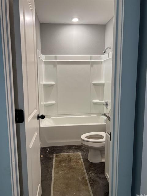 225 Iris St, Haskell, AR 72015 photo 9