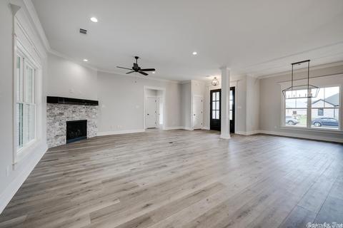 2312 Pleasant Cv, Conway, AR 72034 photo 6