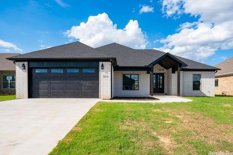 2312 Pleasant Cv, Conway, AR 72034 photo 1