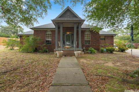 1560 Haley Ln, Conway, AR 72034 photo 1