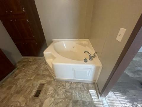 7214 Samuel Rd, Pine Bluff, AR 71603 photo 15