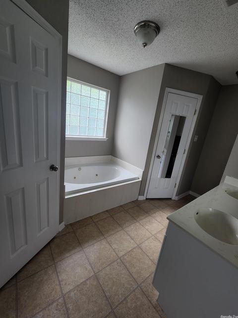 4407 Loretta, Benton, AR 72015 photo 5
