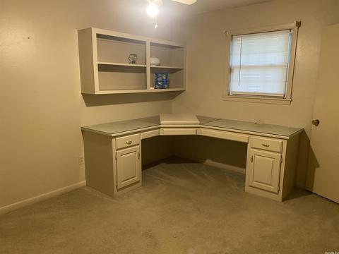 5605 E Greensward Dr, Pine Bluff, AR 71603 photo 5