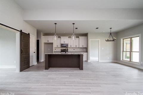 4173 Hampton Dr, Benton, AR 72019 photo 2
