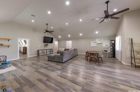 1098 Graham, Benton, AR 72015 photo 8