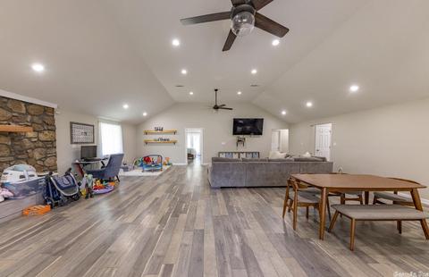 1098 Graham, Benton, AR 72015 photo 7
