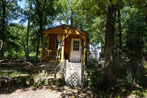 124 Clay Hill Ln, Romance, AR 72136 photo 1