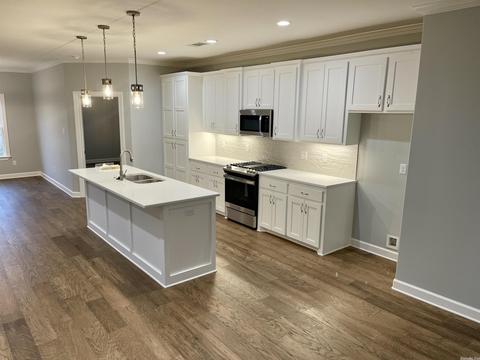 2104 Sable Oaks Cir, Bryant, AR 72022 photo 8