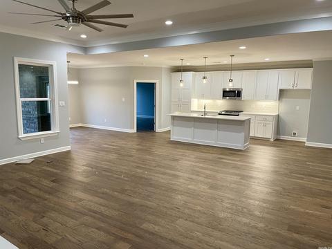 2104 Sable Oaks Cir, Bryant, AR 72022 photo 9