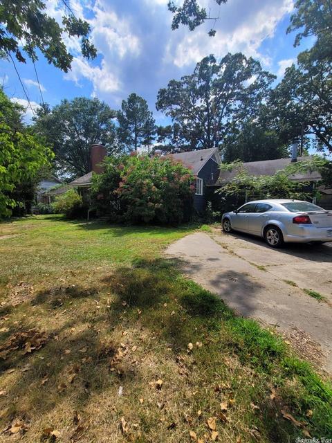 2509 Howard Dr, Pine Bluff, AR 71601 photo 2