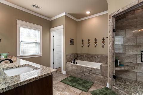504 Creekside, Bryant, AR 72022 photo 16