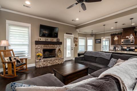 504 Creekside, Bryant, AR 72022 photo 7
