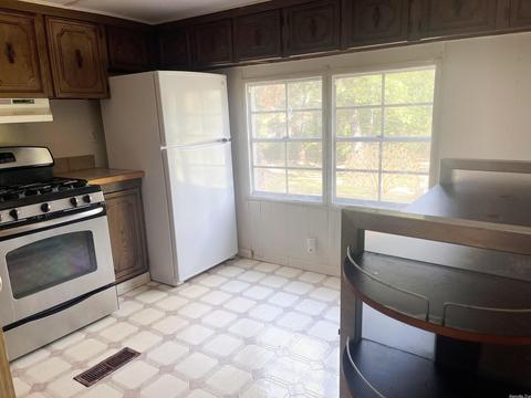152 N Circle Dr, Ash Flat, AR 72513 photo 4