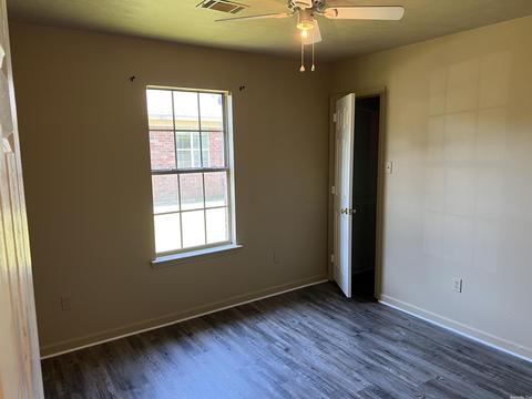 295 S Ash, Conway, AR 72034 photo 6