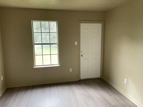 295 S Ash, Conway, AR 72034 photo 15