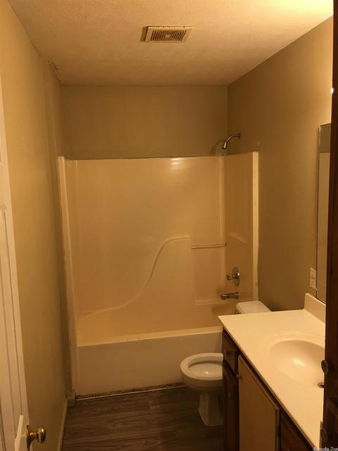 285 S Ash, Conway, AR 72034 photo 8