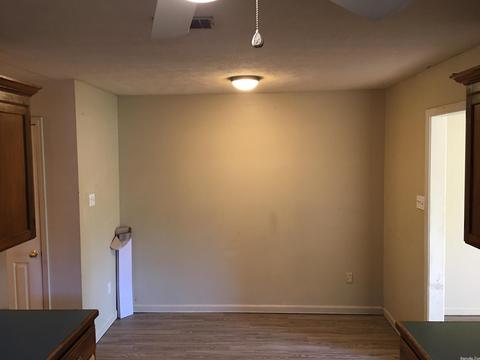 285 S Ash, Conway, AR 72034 photo 6