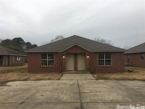 285 S Ash, Conway, AR 72034 photo 1