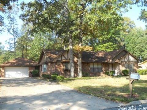 6108 Timber Lake Dr, Pine Bluff, AR 71603 photo 1
