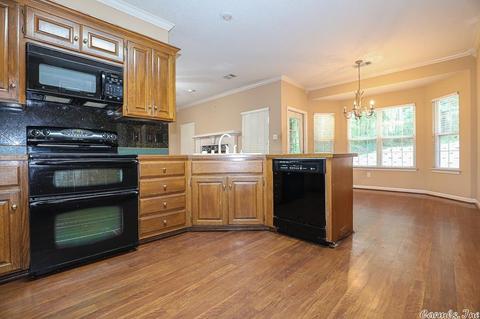 2406 Oakbrook, Benton, AR 72015 photo 22
