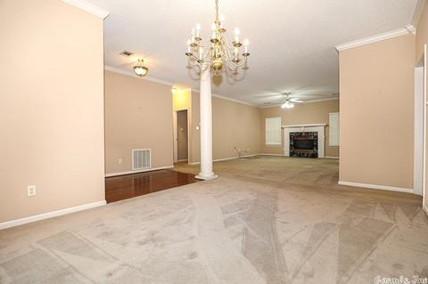 2406 Oakbrook, Benton, AR 72015 photo 11