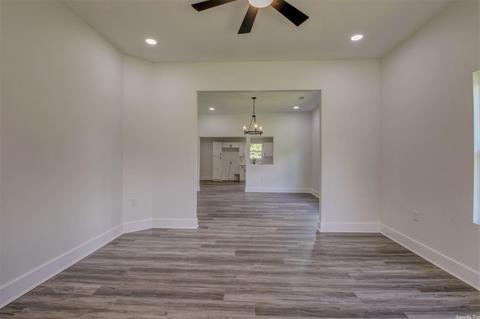 4 Crain Dr, Bryant, AR 72022 photo 5