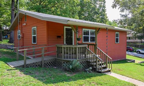 109 4th St, Cotter, AR 72626 photo 5