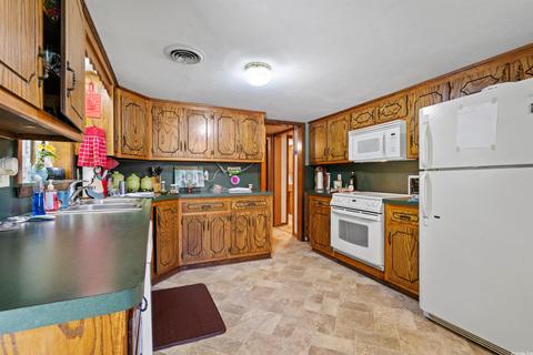 142 B Hancock, Amity, AR 71921 photo 8