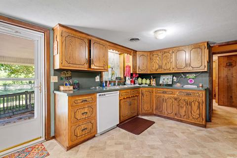 142 B Hancock, Amity, AR 71921 photo 10