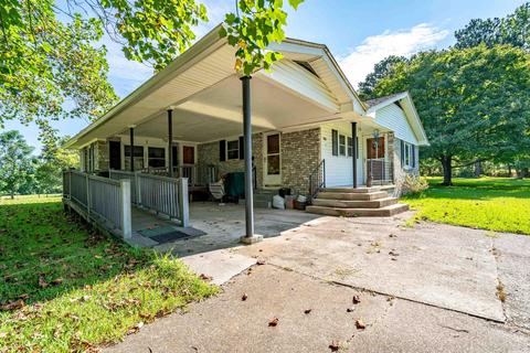 142 B Hancock, Amity, AR 71921 photo 4