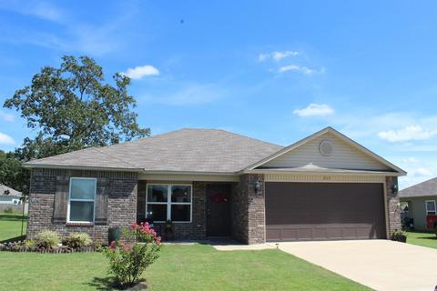 215 Harper, Brookland, AR 72417 photo 1