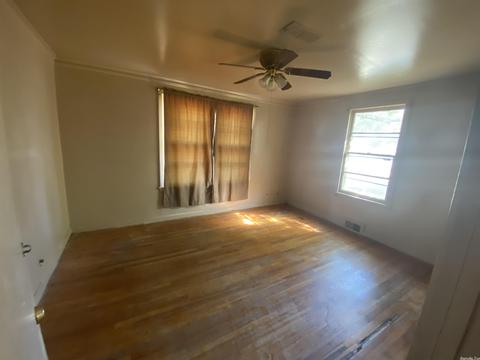 1610 S Laurel St, Pine Bluff, AR 71601 photo 10