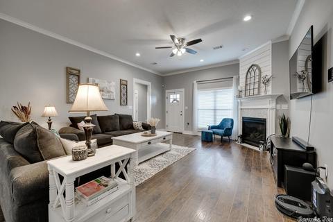1420 Graybeard, Conway, AR 72034 photo 4