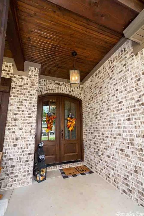 1500 Green Tree Dr, Conway, AR 72034 photo 3