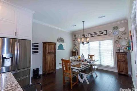 1500 Green Tree Dr, Conway, AR 72034 photo 9