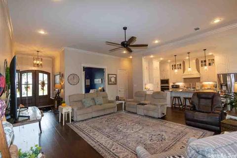 1500 Green Tree Dr, Conway, AR 72034 photo 6