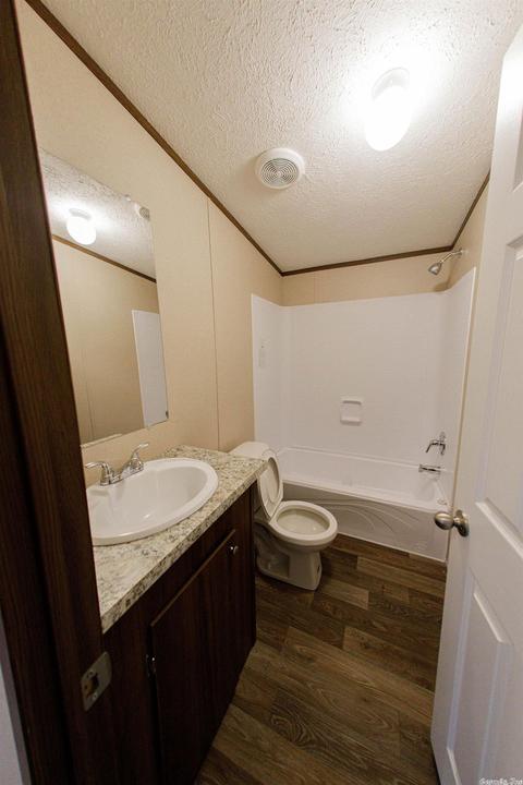 1310 Caroline Cv, Haskell, AR 72015 photo 18