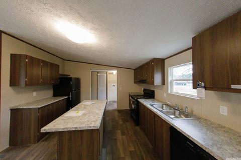 1310 Caroline Cv, Haskell, AR 72015 photo 7