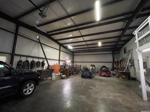 21500 White Estates Rd, Bauxite, AR 72011 photo 6