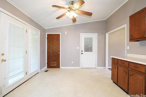 2519 N Lakeview, Benton, AR 72015 photo 17
