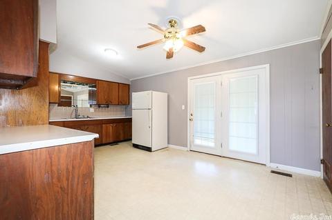 2519 N Lakeview, Benton, AR 72015 photo 11