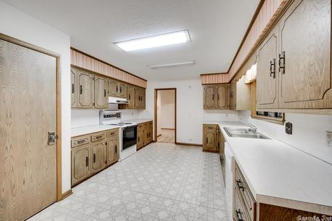 630 Milam Dr, Conway, AR 72032 photo 16