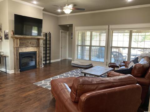 34 Southpointe Blvd, Searcy, AR 72143 photo 2